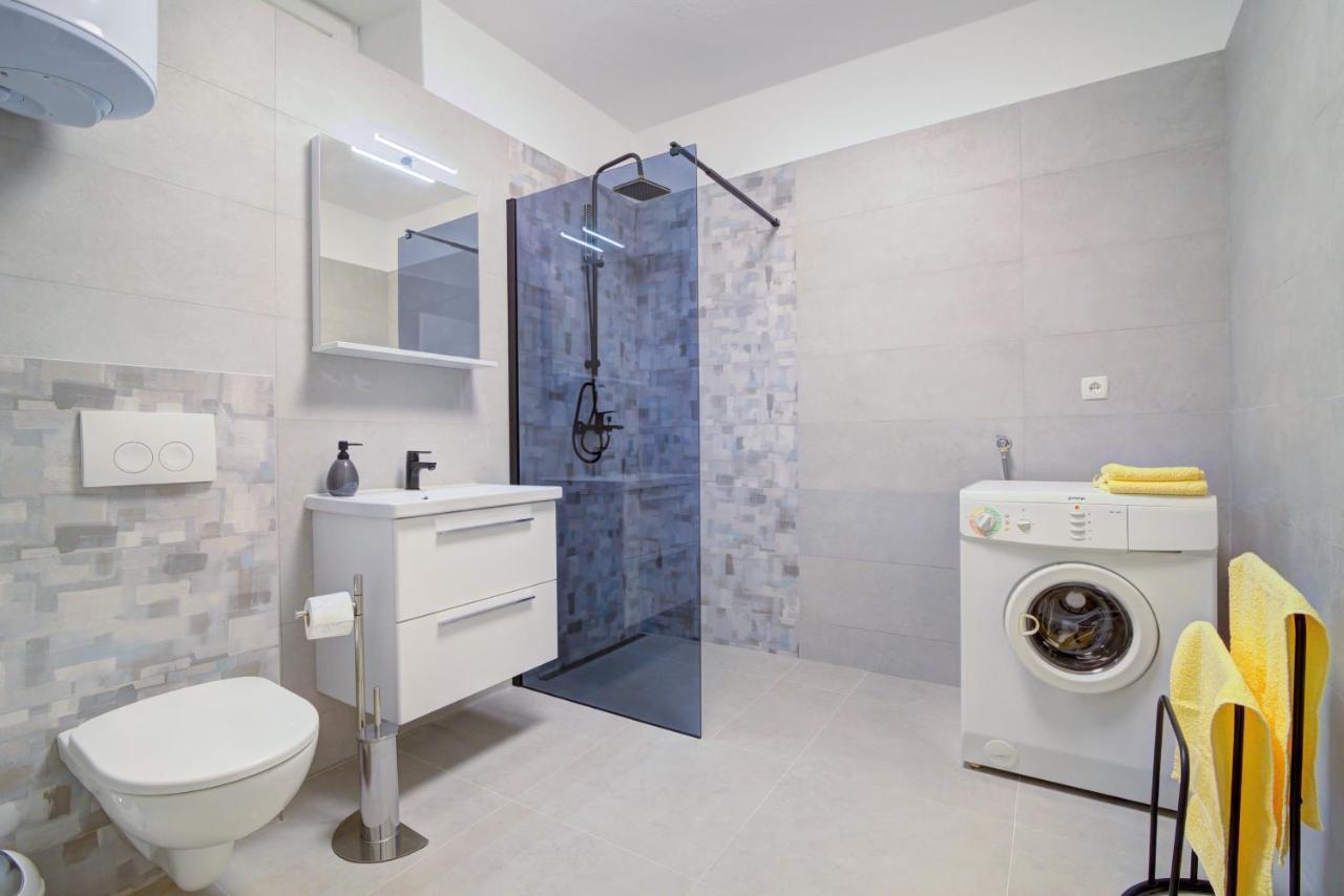 Apartments Maria เซนญ์ ภายนอก รูปภาพ
