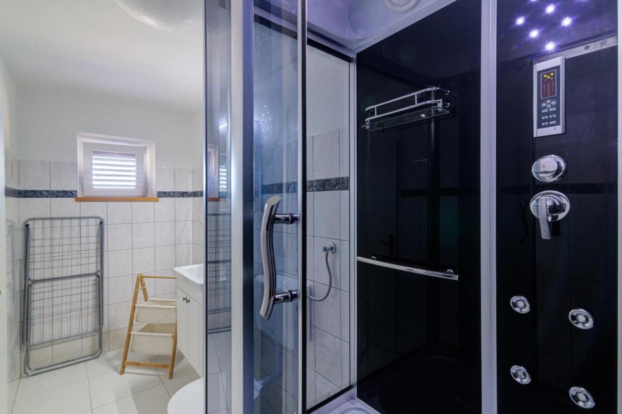 Apartments Maria เซนญ์ ภายนอก รูปภาพ